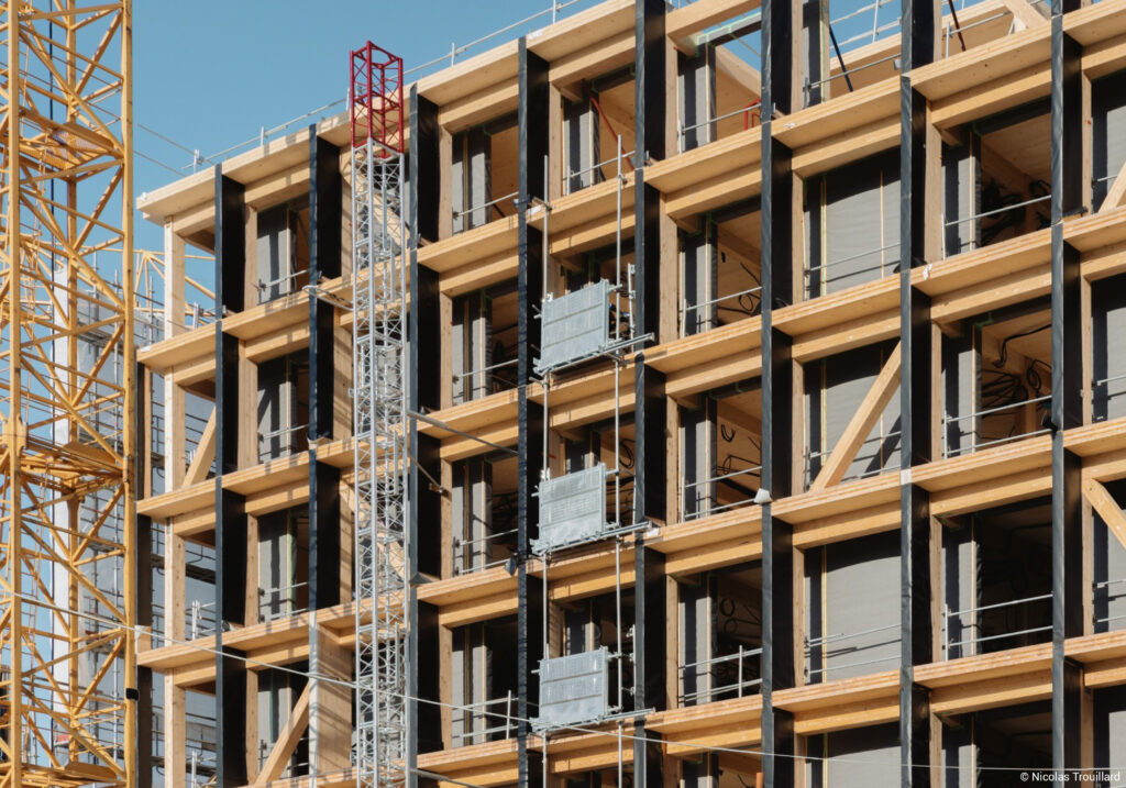 Résidence de logements en structure bois associant bois lamellé collé et CLT