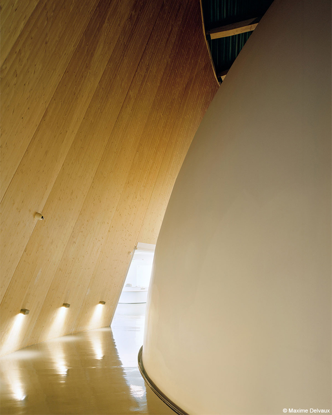 Bâtiment culturel en bois structure en bois lamellé collé, CLT et murs à ossature bois