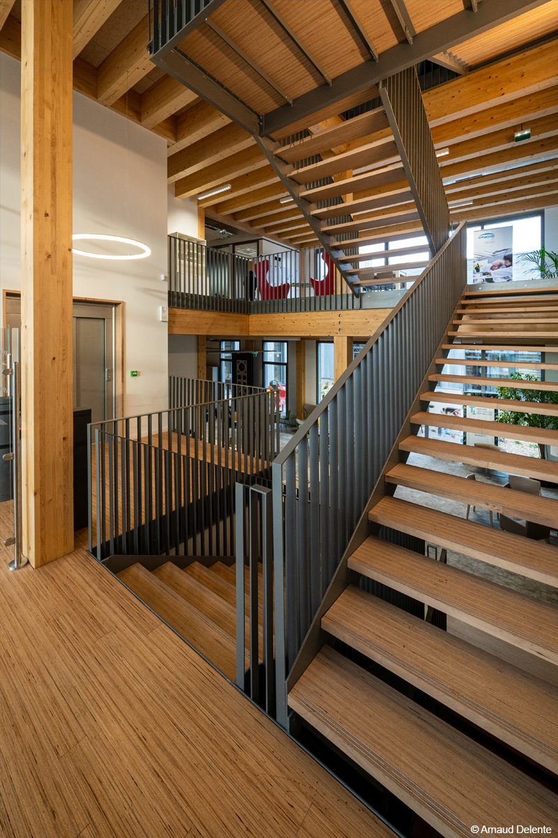 Lab Engie Crigen campus urban valley construction bois bois lamellé structure bois