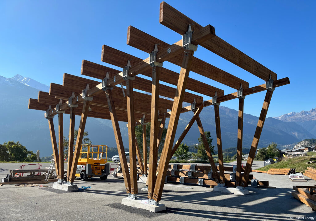 Ombrière photovoltaïque structure en bois lamellé collé