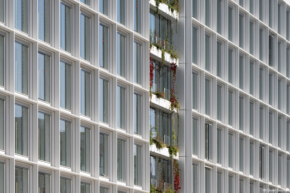 Bâtiment en bois lamellé et CLT Paris Stream Building Commerces Hôtel Bureaux Espaces de coworking