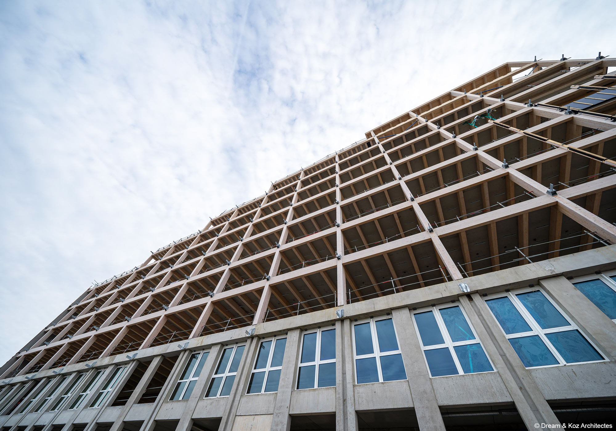 Construction du rectorat de Créteil bâtiment bois béton avec structure poteau poutre bois lamellé collé