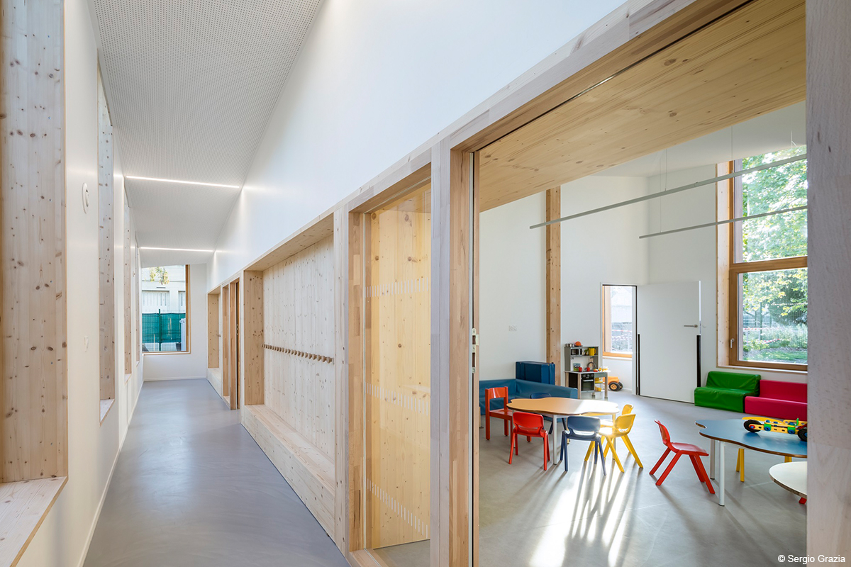 Extension groupe scolaire centre de loisirs en bois structure poteaux poutres en bois lamellé