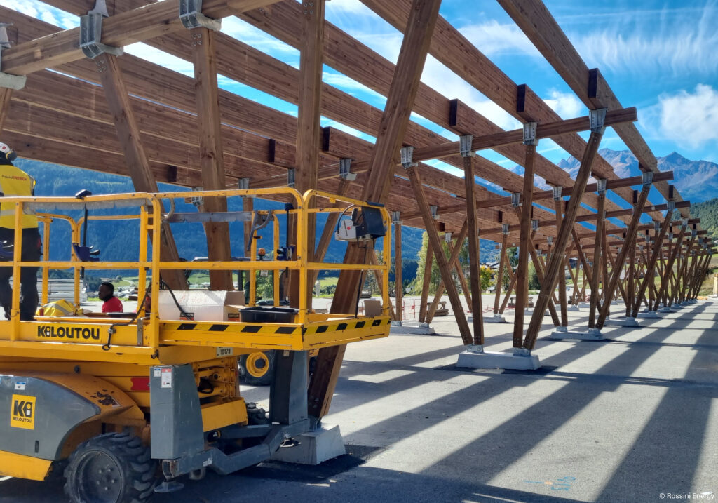 Ombrière photovoltaïque structure en bois lamellé collé
