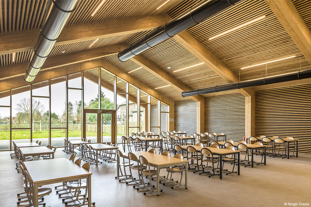 école structure bois portiques en bois lamellé